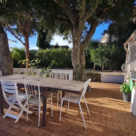 Vila 5 Pieces Avec Piscine Privee Et Climatisation A Sainte-maxime, Proche Commodites - Fr-1-780-65 *