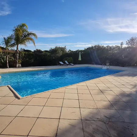 5 Pieces Avec Piscine Privee Et Climatisation A Sainte-maxime, Proche Commodites - Fr-1-780-65 Sainte-Maxime