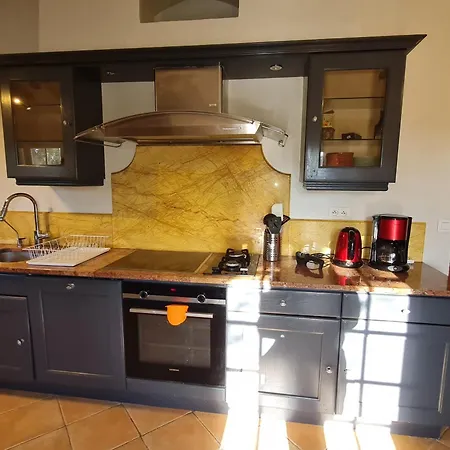 5 Pieces Avec Piscine Privee Et Climatisation A Sainte-maxime, Proche Commodites - Fr-1-780-65