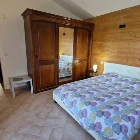 Villa 5 Pieces Avec Piscine Privee Et Climatisation A Sainte-maxime, Proche Commodites - Fr-1-780-65